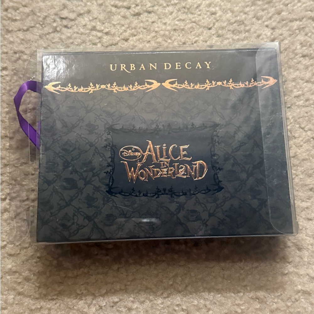 Urban Decay Disney Alice In Wonderland Eyeshadow Palette (PRICE IS FIRM)